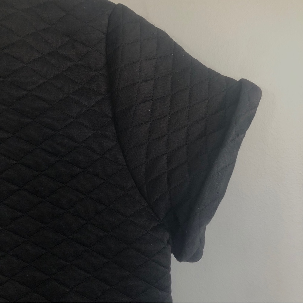 Bar III Black Crop Top with Quilted Texture and Cuffed Sleeve, Size XS - Picture 3 of 9